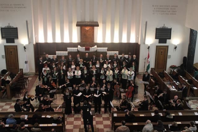 Mikor a passióra megtelik a templom – Harmincöt éves a Soli Deo Gloria Kamarakórus