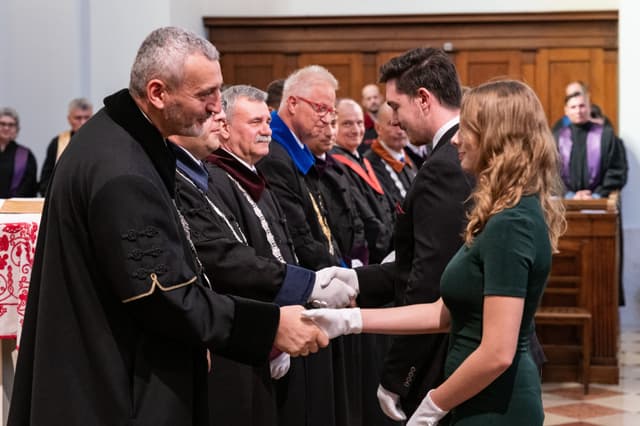 Új tanév kezdődött a Károlin