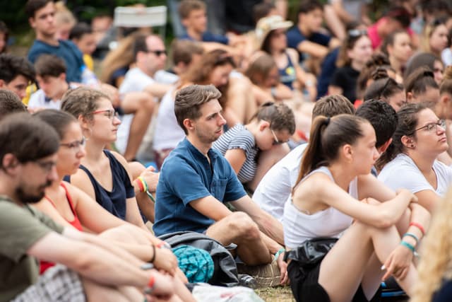 Megnyíltak az ifjúsági pályázatok