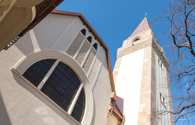 Harminc év után újul meg a fasori templom