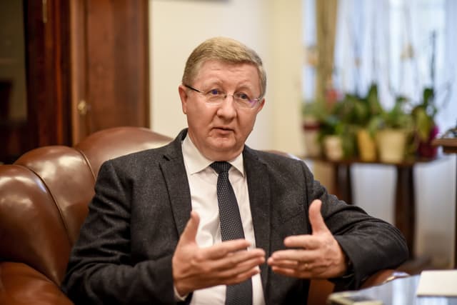 A meghajló ég Krisztusban elérte a földet