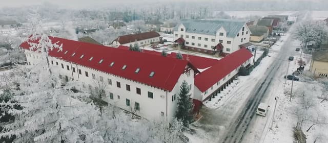 Nyitott ajtók a menekülők előtt