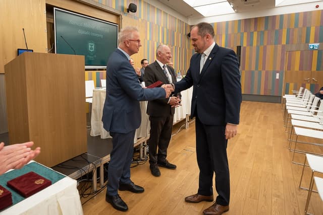 Károlis díjjal ismerték el Szontagh Pál munkáját