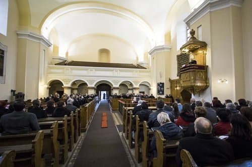 „Maradjunk Krisztus szeretetének és üzenetének világítótornyai”