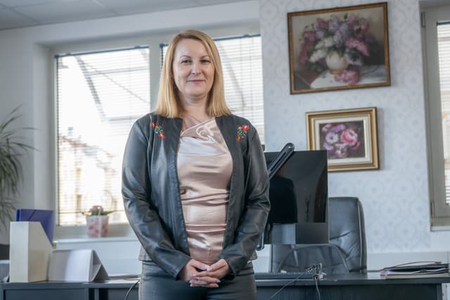Anya, meséld el nekem