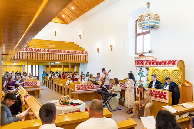 Jókedvű szolgálat – körkép az ifjúság vasárnapjáról