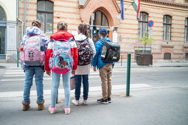 Pályázat iskolalelkészi munkakör betöltésére