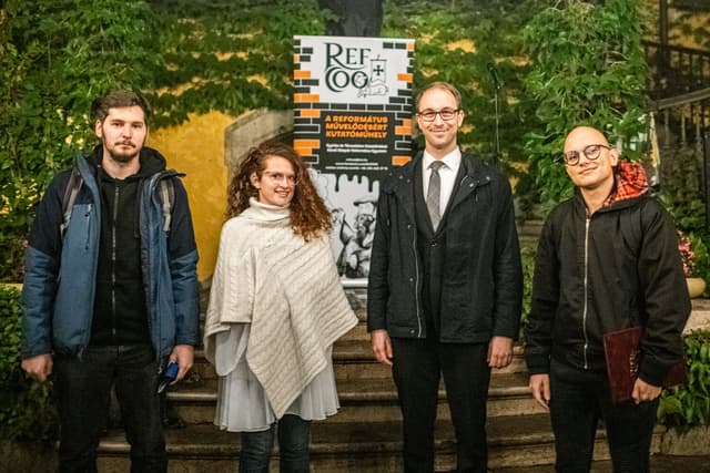 Bebábozódás után – az első karanténidőszak versei