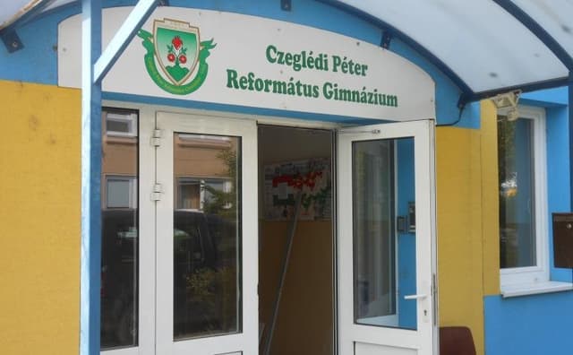 Megszűnik a református gimnázium Léván