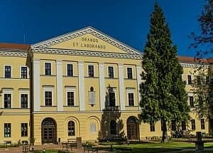 Tanító- és lelkészképzés Debrecenben