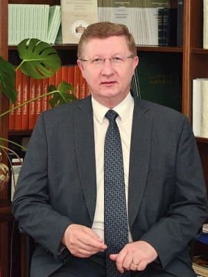 Kollegiális vezetésre van szükség