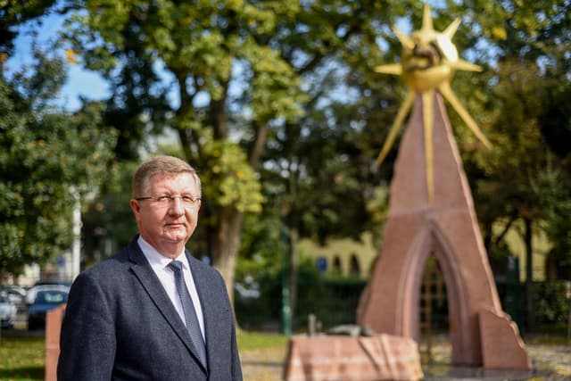 Emberi találkozások isteni indíttatásból
