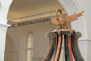 Falak, amelyek megszólítanak