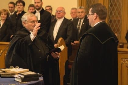 Olyan lelkipásztor szeretne lenni, akihez bizalommal fordulhatnak