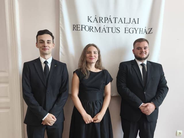 Újabb elhívott fiatalok állnak szolgálatba Kárpátalján