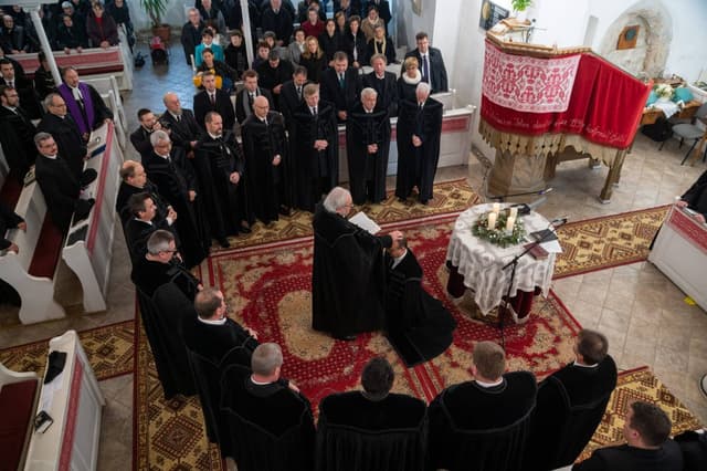 Beiktatták Bogdán Szabolcs János királyhágómelléki püspököt