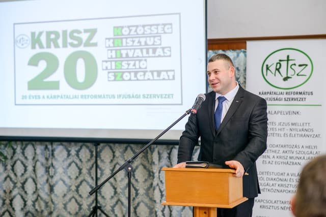 A fiatalok közössége hegyeket képes mozgatni