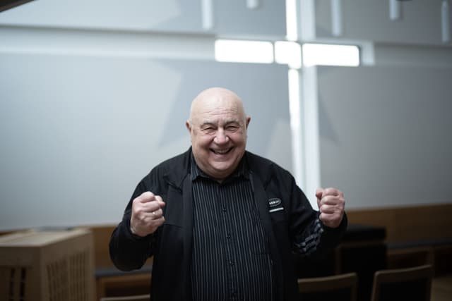 „Mindig a feltámadott Jézus oldja meg a problémát”