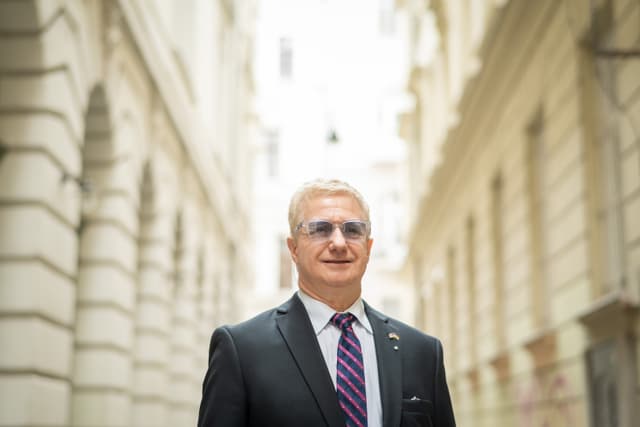 Az orvosi munka alapja a másik megértése